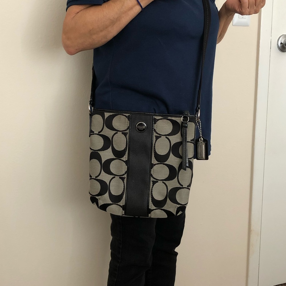 NWOT Coach crossbody bag